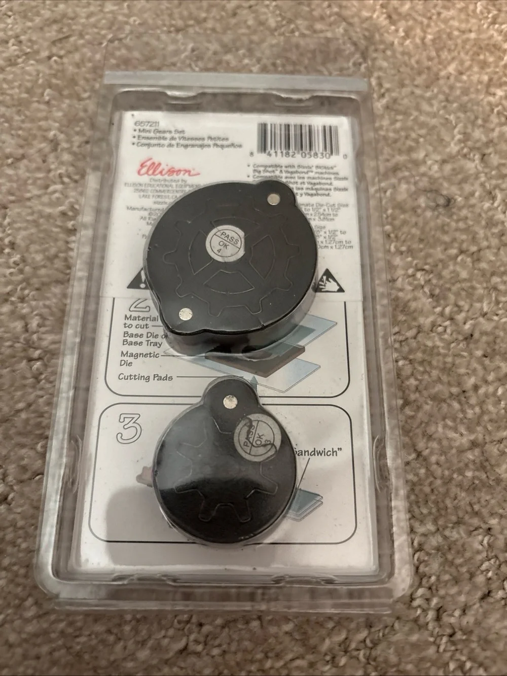 TIM HOLTZ ALTERATIONS MINI GEAR SIZZIX DIES #657211